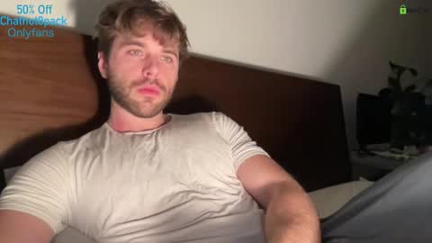 Edward aka Wolf online show from December 2025 04:20:03 AM