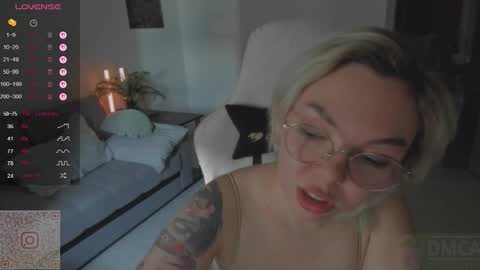 Snapshot of hot_babayaga chatting on September 2025 10:48:01 AM online show from September 2025 10:48:01 AM