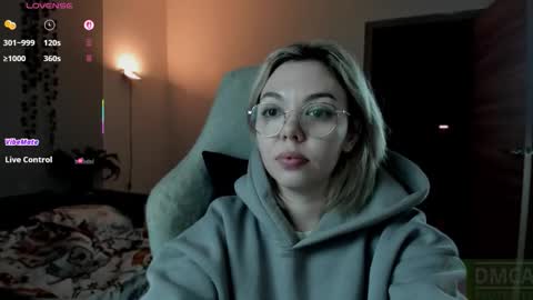 Snapshot of hot_babayaga chatting on October 2025 09:15:01 PM online show from October 2025 09:15:01 PM