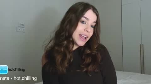 LiluCaroline online show from January 2026 05:40:01 PM