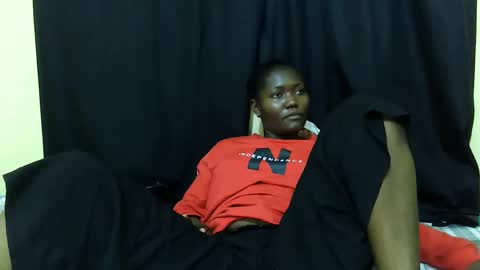 Milly online show from October 2025 06:07:02 PM