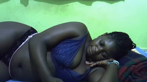 Snapshot of hot_girlly chatting on April 2026 06:24:02 PM hot_girlly online show from April 2026 06:24:02 PM
