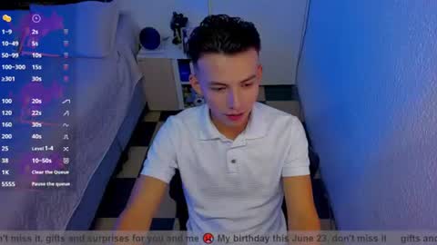 Snapshot of hot_latin_temptation chatting on June 2026 03:25:01 AM Alejandro online show from June 2026 03:25:01 AM