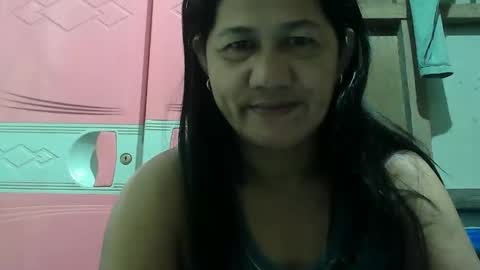 hotmama online show from October 2025 08:43:02 PM