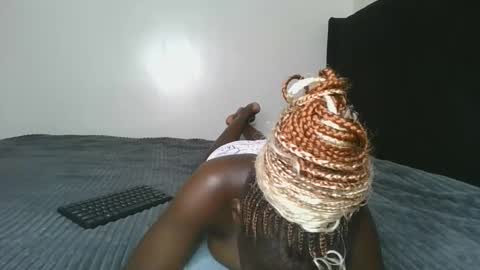 Hot petite online show from March 2026 05:52:02 PM