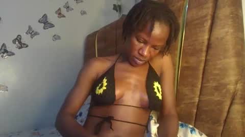 Snapshot of hot_petite100 chatting on April 2026 09:21:02 PM hot petite100 online show from April 2026 09:21:02 PM