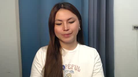 Snapshot of hot_precious_nikki chatting on February 2026 04:17:01 PM Nikki online show from February 2026 04:17:01 PM