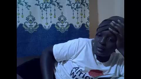 RAYLAH online show from January 2026 09:28:01 PM