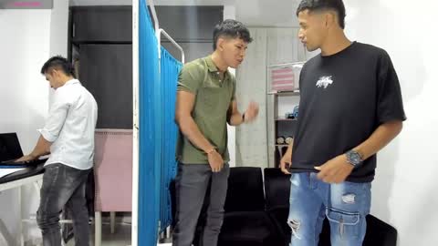 Vanesa Oliver and Andrew online show from February 2025 10:50:02 AM