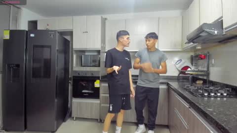 Vanesa Oliver and Andrew online show from September 2025 10:59:02 PM