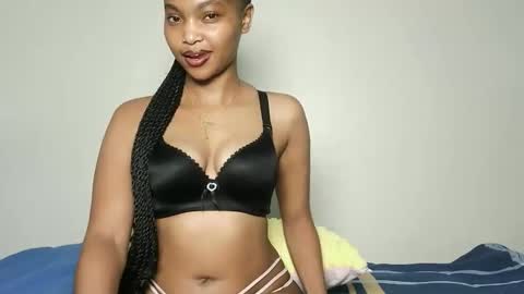 Snapshot of hot_sexy_babe chatting on May 2026 02:13:02 PM Bellah online show from May 2026 02:13:02 PM
