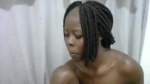 Snapshot of hot_shayla chatting on April 2026 06:23:01 PM esiiii online show from April 2026 06:23:01 PM