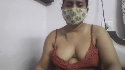 Snapshot of hot_tanvi chatting on May 2026 05:28:02 PM Tanvi online show from May 2026 05:28:02 PM