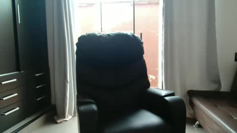 Snapshot of hot_wiffe chatting on January 2025 04:44:01 PM couple without tabus online show from January 2025 04:44:01 PM