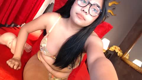 Snapshot of hotasian_gabby69 chatting on December 2024 09:06:01 PM hotasian_gabby69 online show from December 2024 09:06:01 PM