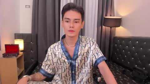 Kenny online show from December 2025 12:24:02 PM