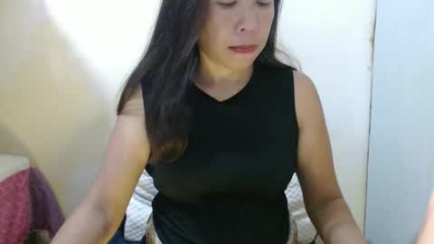 hotasianyue69 online show from December 2025 03:43:01 PM