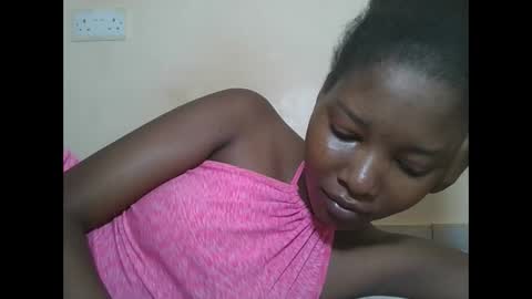 Snapshot of hotbabbee chatting on February 2026 04:43:02 AM love online show from February 2026 04:43:02 AM
