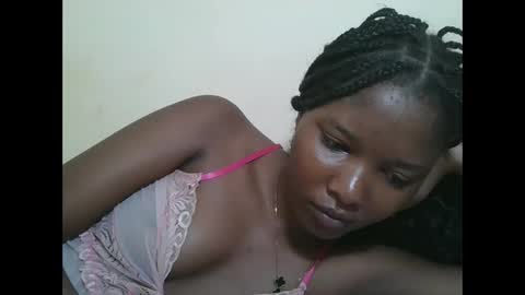 Snapshot of hotbabbee chatting on April 2026 05:54:01 AM love online show from April 2026 05:54:01 AM