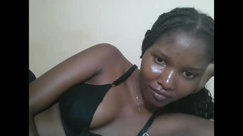 Snapshot of hotbabbee chatting on April 2026 06:31:01 PM love online show from April 2026 06:31:01 PM
