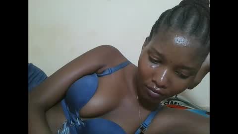 Snapshot of hotbabbee chatting on May 2026 02:02:01 PM love online show from May 2026 02:02:01 PM