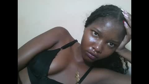 Snapshot of hotbabbee chatting on May 2026 03:04:02 AM love online show from May 2026 03:04:02 AM