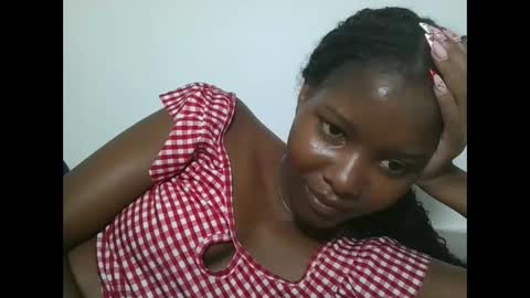 Snapshot of hotbabbee chatting on May 2026 06:27:02 PM love online show from May 2026 06:27:02 PM