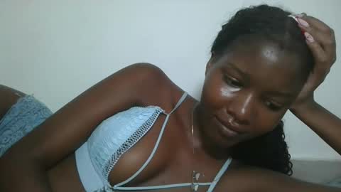 Snapshot of hotbabbee chatting on June 2026 04:25:02 AM love online show from June 2026 04:25:02 AM