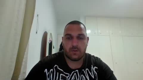Hotbearhorny online show from April 2026 06:28:01 PM