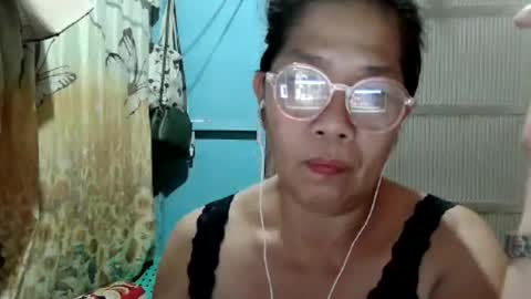 Snapshot of hotbetty_45 chatting on May 2026 11:39:01 AM hotbetty_45 online show from May 2026 11:39:01 AM