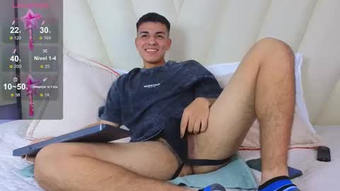 hotboy21_ online show from October 2025 03:51:02 AM