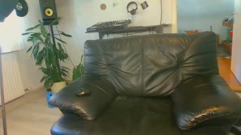 hotboy32891282 online show from May 2026 02:03:01 PM