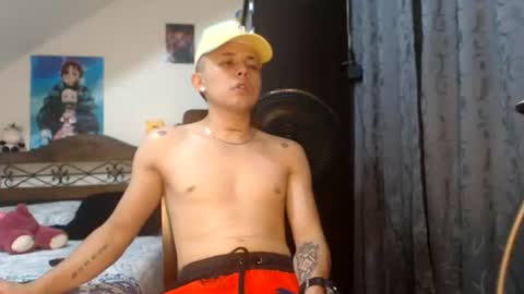 Snapshot of hotboy85152 chatting on July 2026 01:33:01 AM jhon online show from July 2026 01:33:01 AM