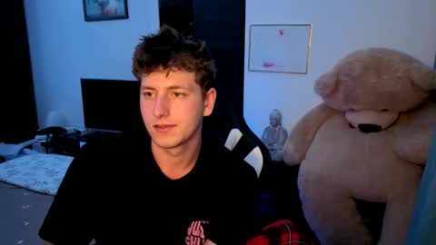 Hotboyshorny online show from May 2026 02:22:02 PM