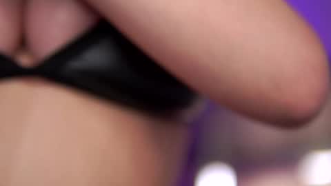 Anais online show from September 2025 06:17:02 AM