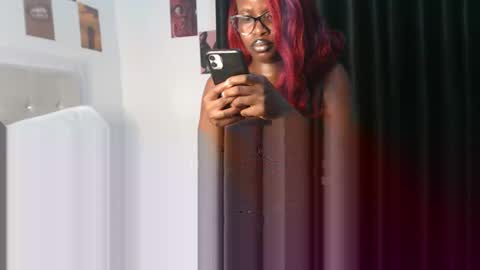 Snapshot of hotcurvykeisha chatting on March 2026 03:17:01 PM Hotcurvykeisha online show from March 2026 03:17:01 PM