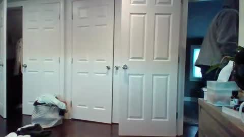 hotdog1124 online show from February 2026 12:21:01 PM