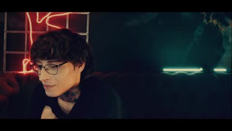 Snapshot of hotdogswaitingaports chatting on April 2026 07:32:01 PM Archi Stewart online show from April 2026 07:32:01 PM