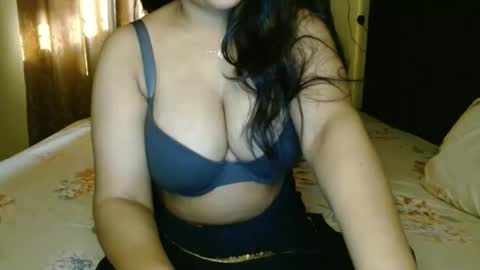 Eliza i dont show face in any show online show from November 2025 09:01:02 AM