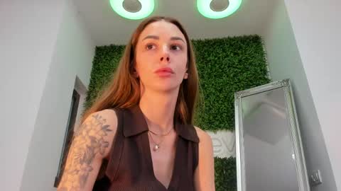Snapshot of hotfallingdevil chatting on May 2026 04:18:01 AM hotfallingdevil online show from May 2026 04:18:01 AM