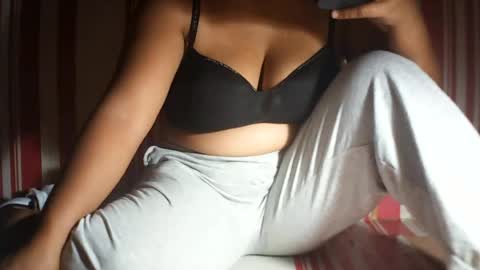hotflowerclit online show from June 2026 09:05:02 PM