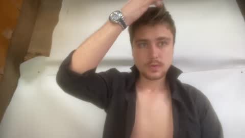 Snapshot of hotgentleman_3003 chatting on July 2026 07:45:02 AM William online show from July 2026 07:45:02 AM