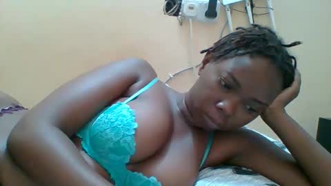 Queen online show from February 2026 06:07:01 AM