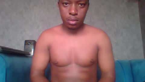 hotguyy001 online show from February 2025 07:07:01 AM