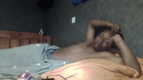 hotguyy001 online show from February 2025 05:20:02 PM