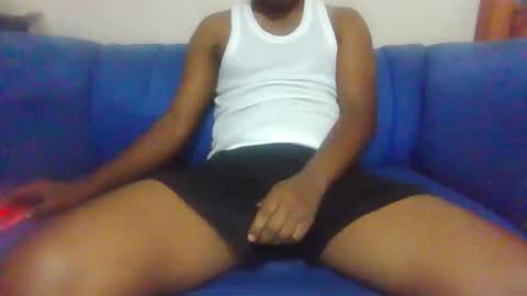 hotguyy001 online show from September 2025 03:55:02 AM