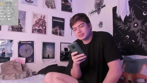 Sam and Nico online show from January 2025 12:37:01 AM