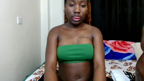 Snapshot of hotie_vive chatting on August 2026 01:31:02 PM Hotie vives online show from August 2026 01:31:02 PM