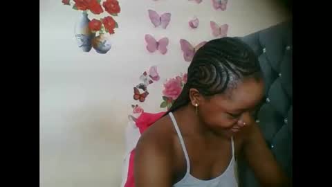 LOYCE online show from October 2025 11:42:01 AM