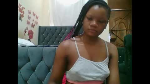 LOYCE online show from December 2025 07:47:01 AM